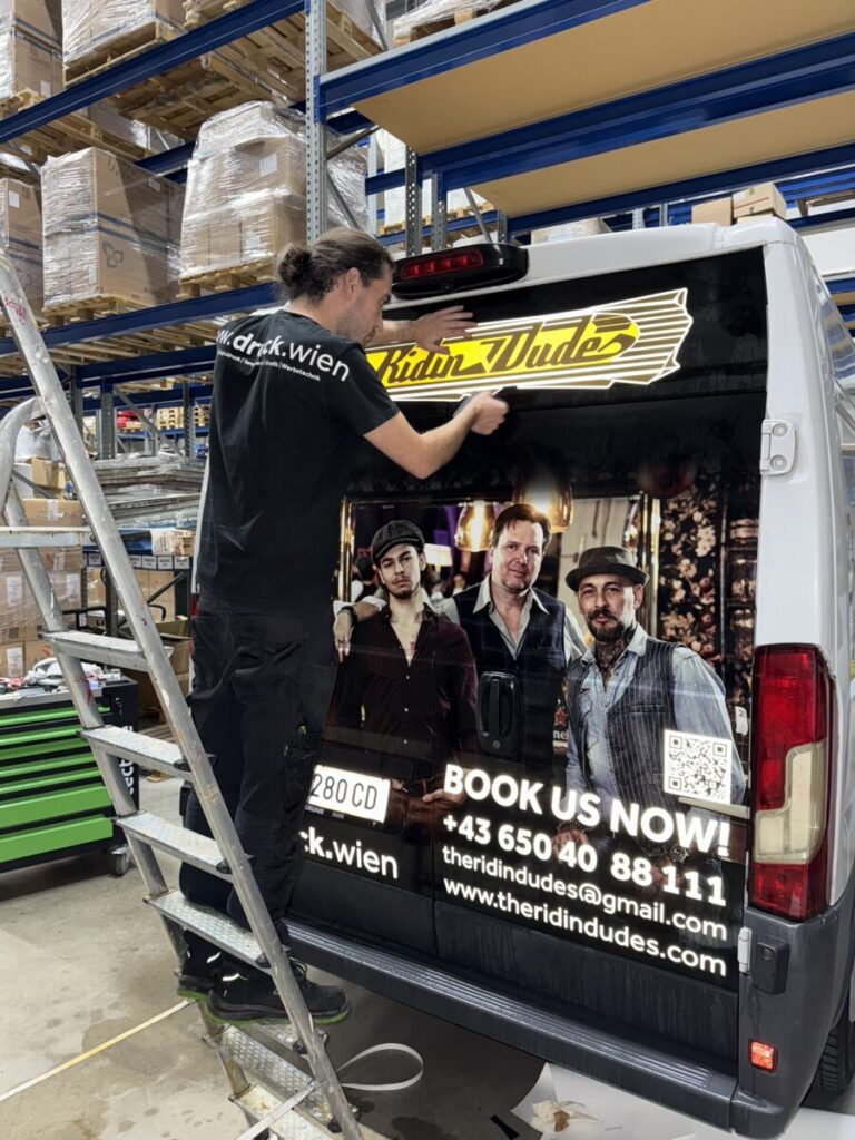 Folierungen auf Fahrzeug